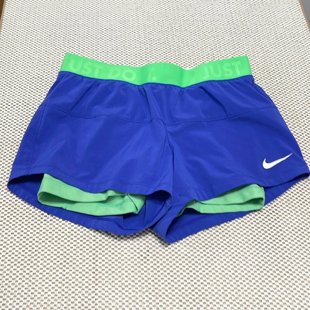 Nike Dri-Fit Shorts - Sz S
